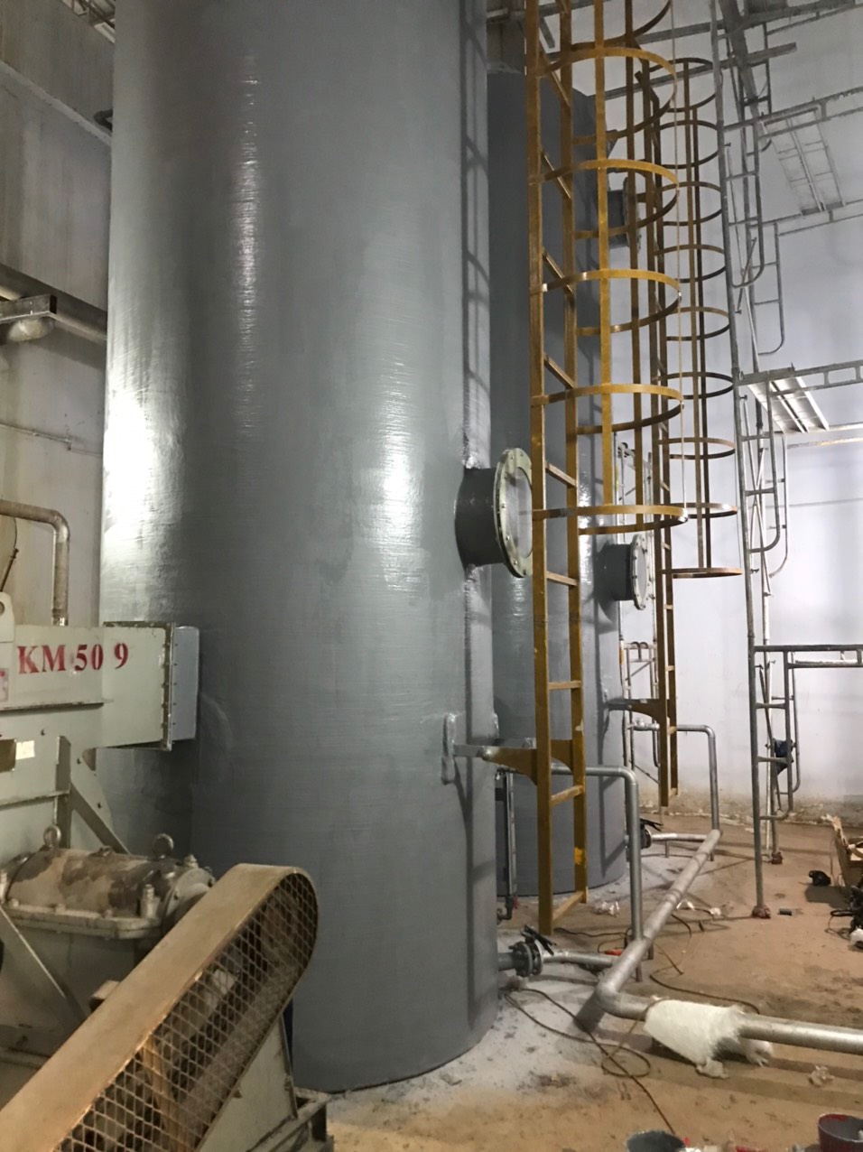 Tháp hấp thụ xử lý khí thải