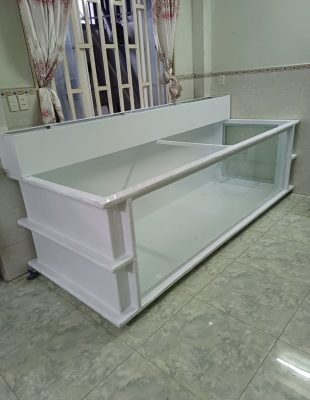Bể nuôi cá Koi có kính bằng Composite 