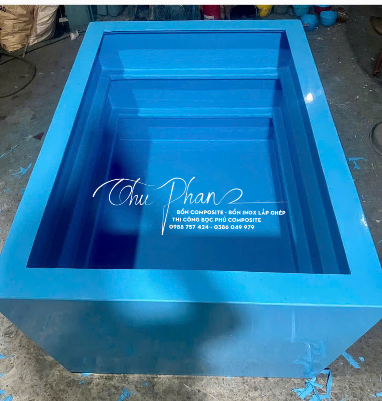 Thùng vận chuyển bằng Composite