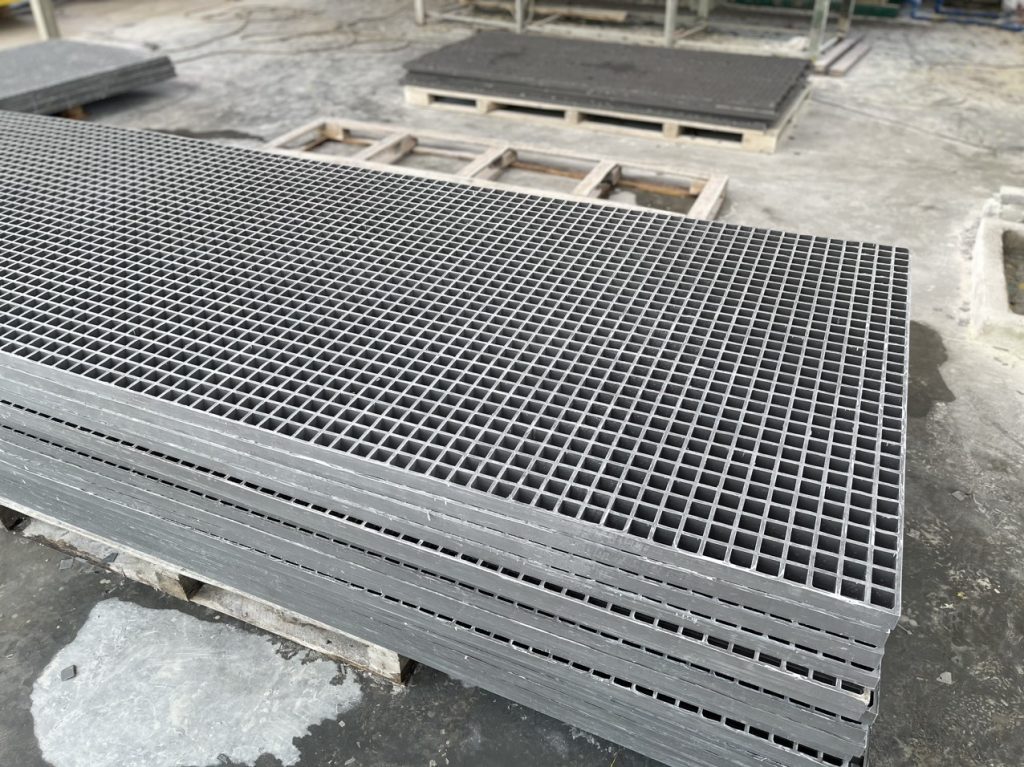 Tấm sàn grating Composite Số 1 Việt Nam 6 Tấm sàn Grating Composite chất lượng cao