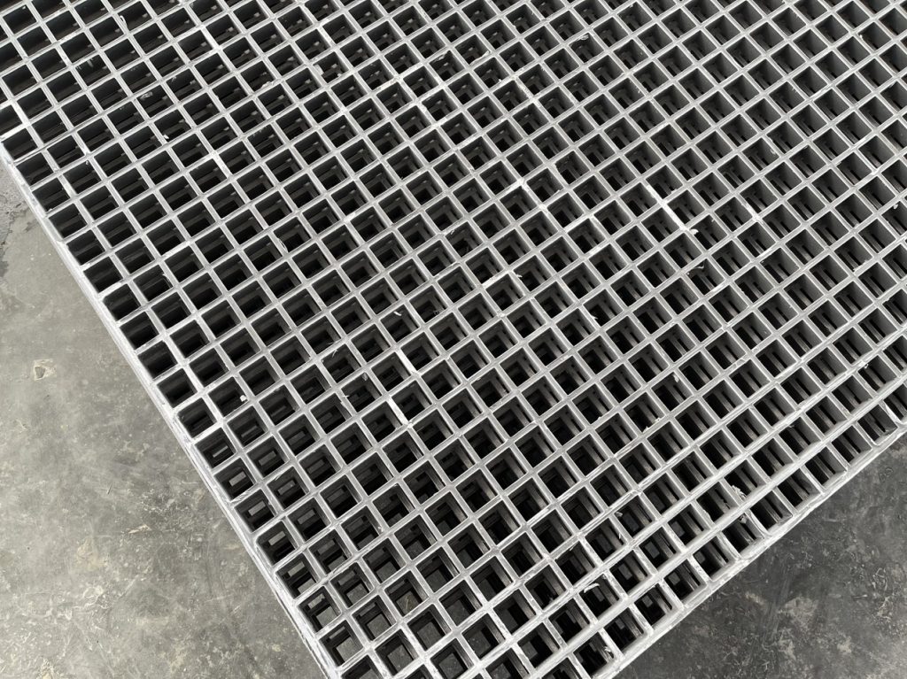 Tấm sàn grating Composite Số 1 Việt Nam 8 Tấm sàn Grating Composite chất lượng cao