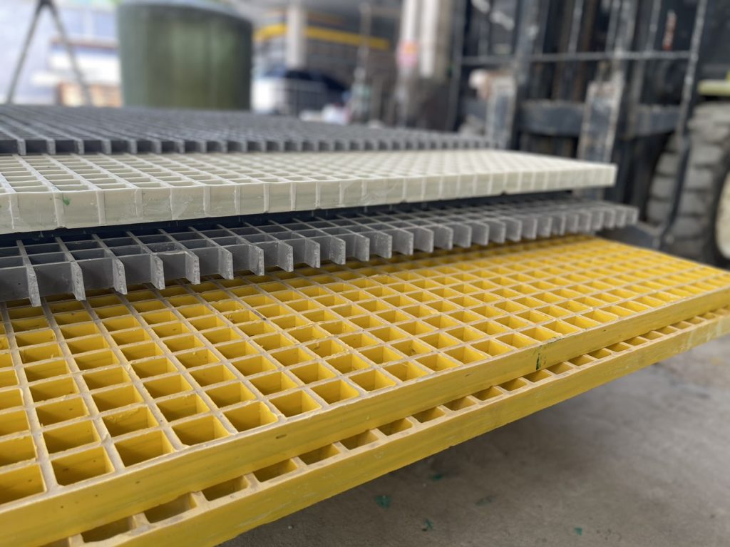 Tấm sàn grating Composite Số 1 Việt Nam 7 Tấm sàn Grating Composite chất lượng cao