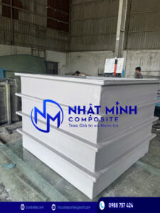 Cách chọn thùng vận chuyển hải sản composite phù hợp xe tải 2 thùng vận chuyển hải sản trên xe tải